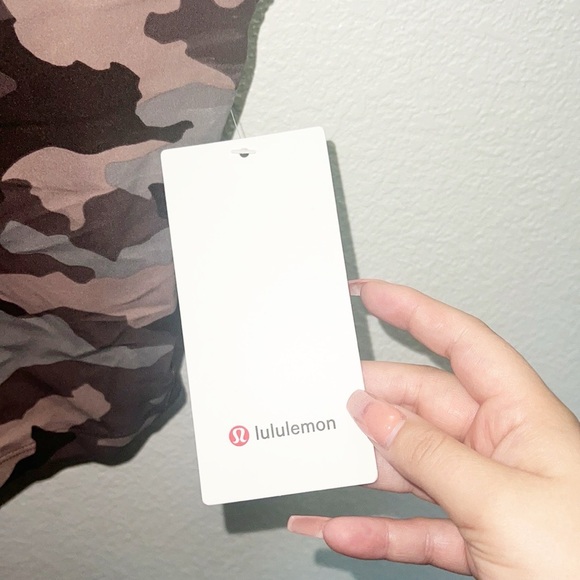 Lululemon Camo Nulu V Neck Built In Bra Align Tank Top New - Picture 5 of 10
